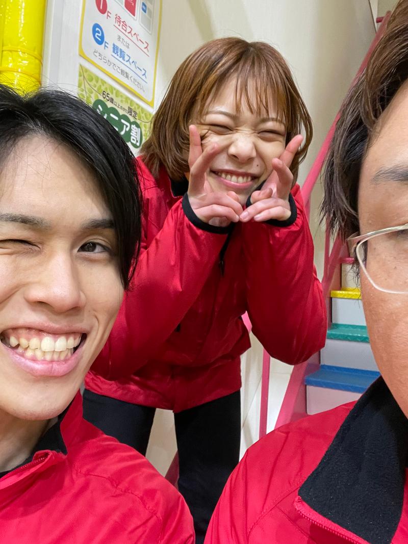 笑顔のスタッフ